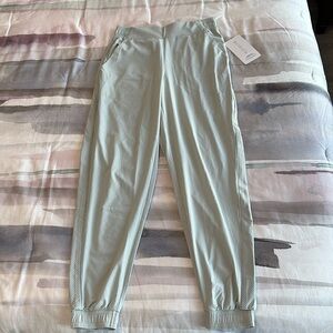 NEW Athleta Brooklyn Jogger